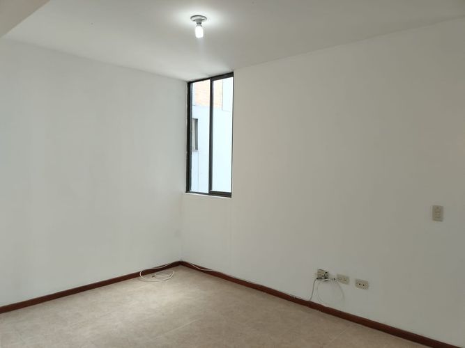 Apartamento de 3 alcobas en arriendo en El Poblado, Medellín, 93 m² · foto 8 de 16