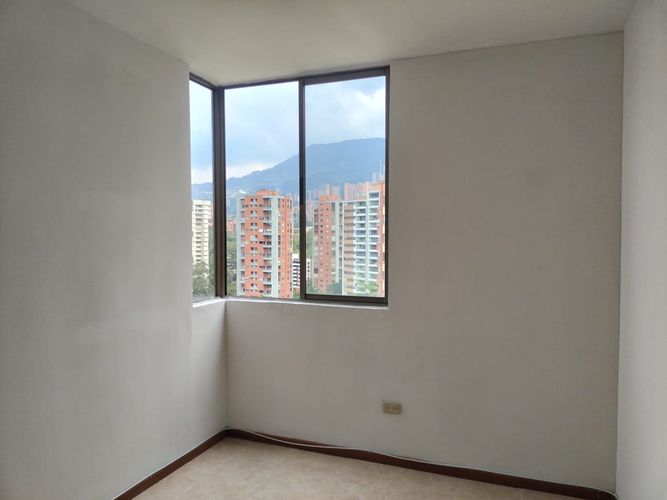 Apartamento de 3 alcobas en arriendo en El Poblado, Medellín, 93 m² · foto 12 de 16