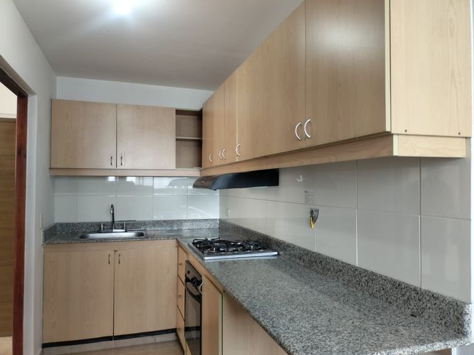 Apartamento de 3 alcobas en arriendo en El Poblado, Medellín, 93 m² · foto 6 de 16