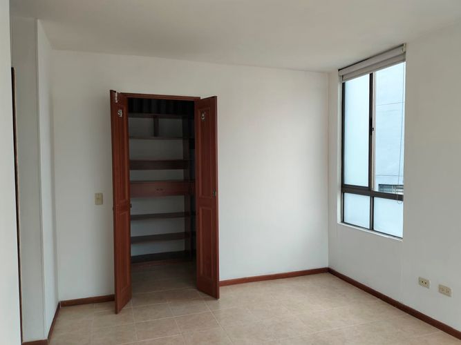 Apartamento de 3 alcobas en arriendo en El Poblado, Medellín, 93 m² · foto 10 de 16