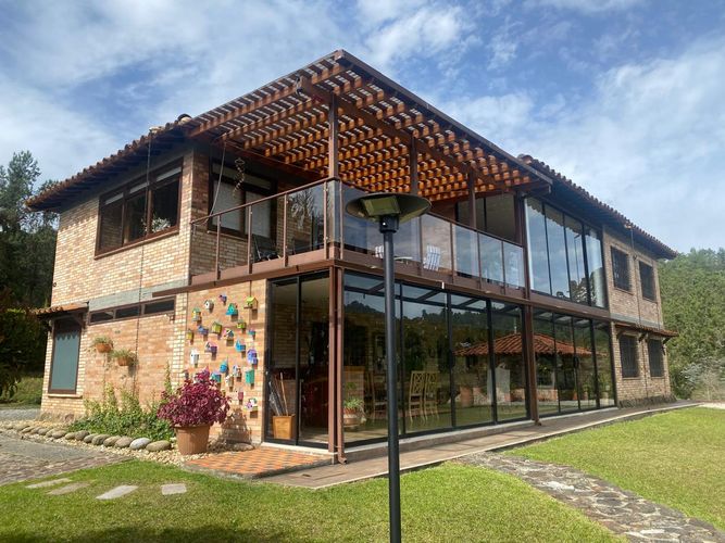 Casa de 6 alcobas en venta en Loma Del Escobero, Envigado, 500 m² · foto 6 de 24