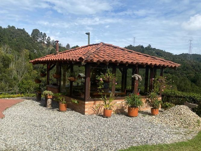 Casa de 6 alcobas en venta en Loma Del Escobero, Envigado, 500 m² · foto 14 de 24