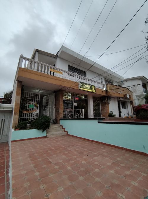 Casa de 10 alcobas en venta en El Tabor, Barranquilla, 574 m² · foto 2 de 24