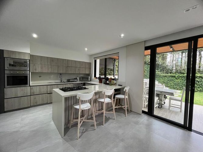 Casa de 3 alcobas en venta en Pantanillo, El Retiro, 300 m² · foto 2 de 12