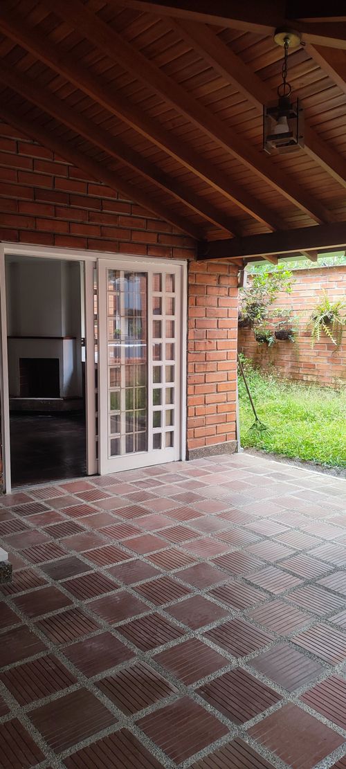 Casa de 5 alcobas en venta en Las Lomas, Medellín, 170 m² · foto 12 de 24