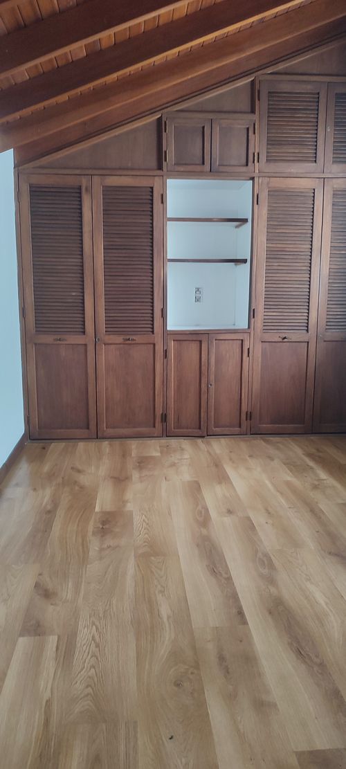 Casa de 5 alcobas en venta en Las Lomas, Medellín, 170 m² · foto 23 de 24