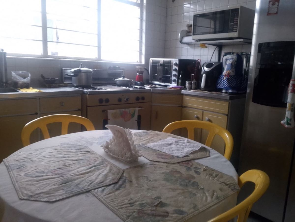 Casa en venta en Barrios Unidos, Bogotá · foto 3 de 20