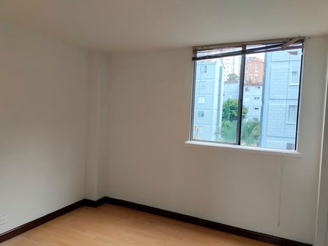 Apartamento de 3 alcobas en arriendo en El Poblado, Medellín, 83 m² · foto 8 de 17
