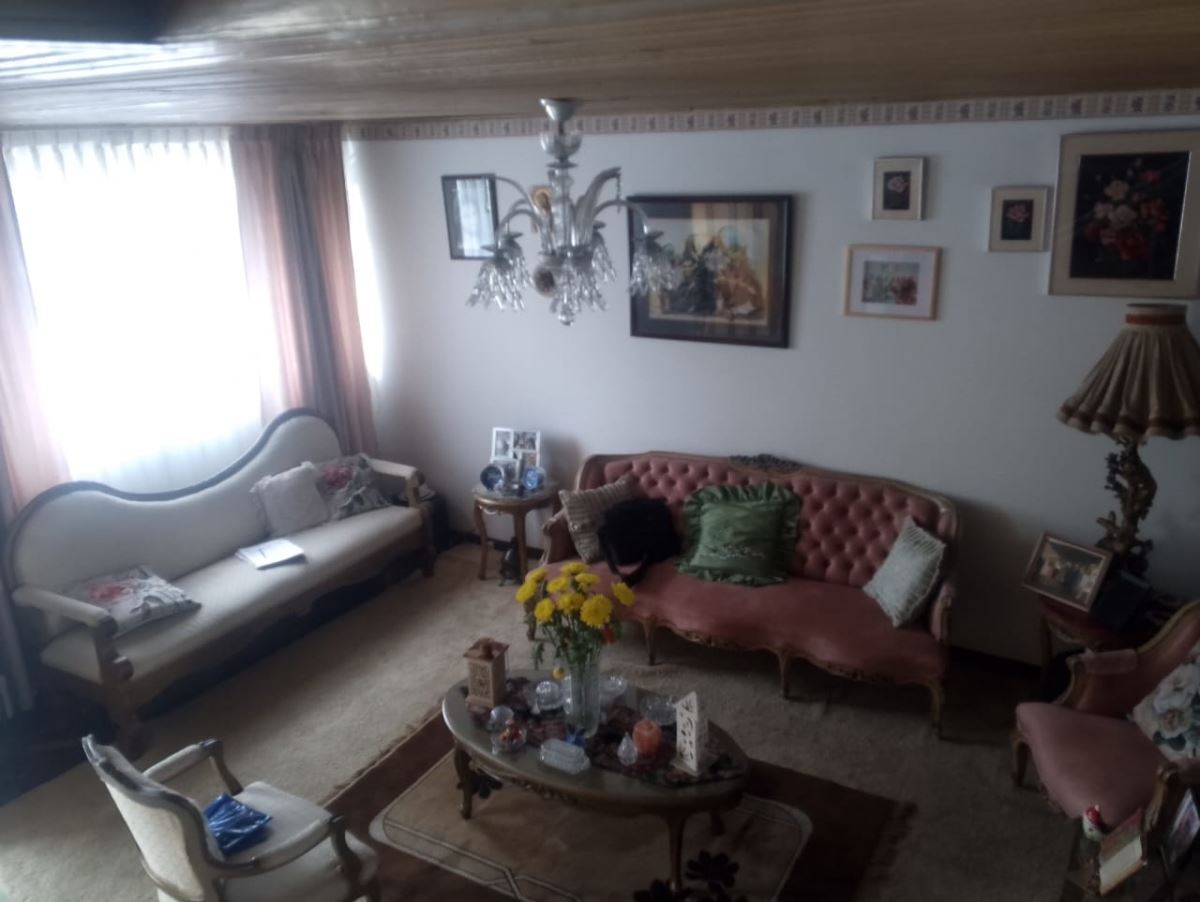 Casa en venta en Barrios Unidos, Bogotá · foto 9 de 20