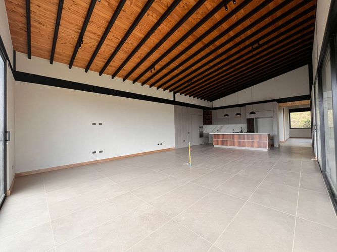 Casa de 3 alcobas en venta en Pantanillo, El Retiro · foto 10 de 17