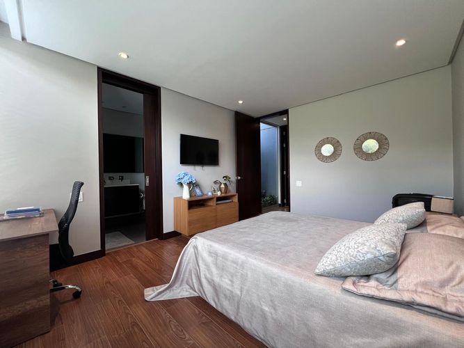 Casa de 4 alcobas en venta en Llano Grande, Rionegro, 1818 m² · foto 13 de 18