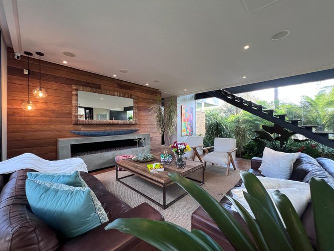 Casa de 4 alcobas en venta en Llano Grande, Rionegro, 1818 m² · foto 4 de 18