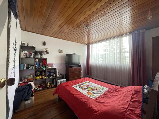 Casa de 3 alcobas en venta en Los Andes, Bogotá, 221 m² · foto 7 de 16