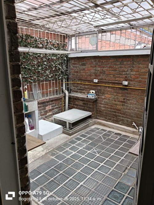 Casa de 5 alcobas en venta en Quinta Camacho, Bogotá, 175 m² · foto 6 de 24
