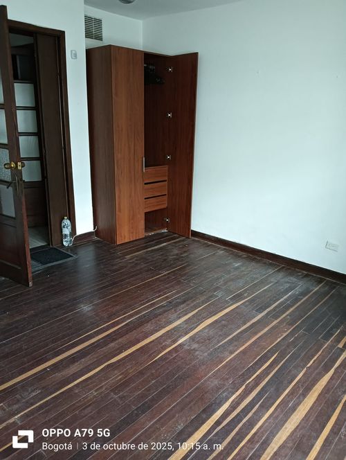 Casa de 5 alcobas en venta en Quinta Camacho, Bogotá, 175 m² · foto 16 de 24