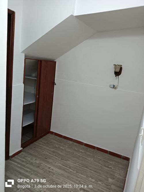 Casa de 5 alcobas en venta en Quinta Camacho, Bogotá, 175 m² · foto 21 de 24