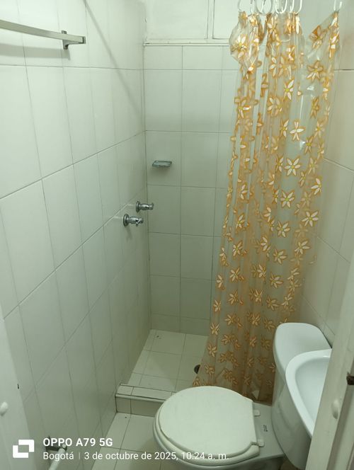 Casa de 5 alcobas en venta en Quinta Camacho, Bogotá, 175 m² · foto 22 de 24