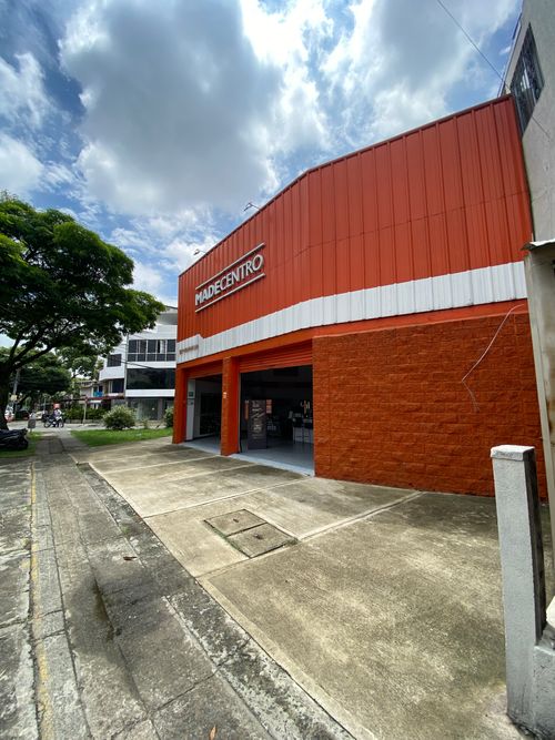 Local en arriendo en Tequendama, Cali, 150 m² · foto 2 de 6