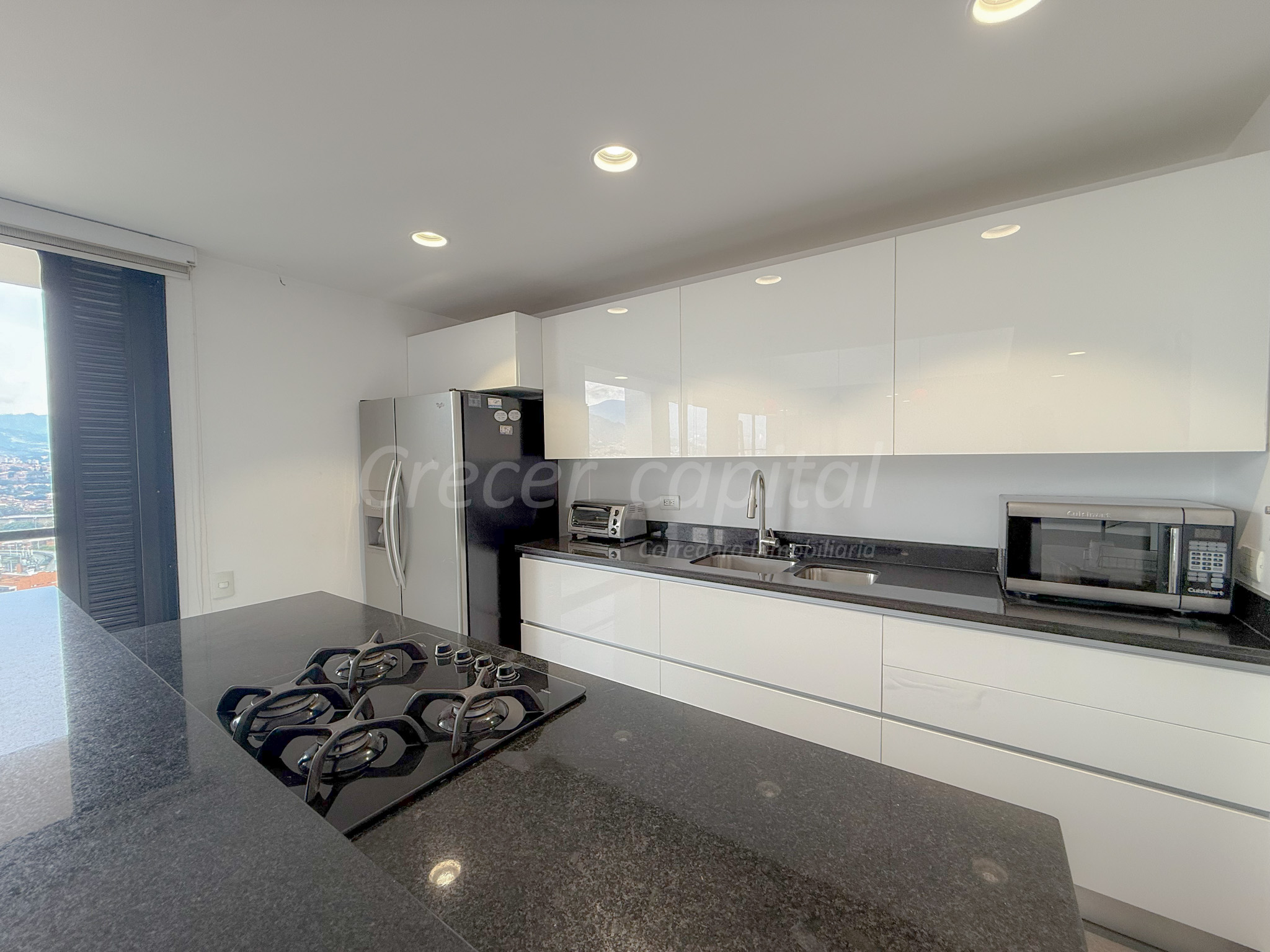 Apartamento en arriendo en Zuñiga, Envigado · foto 2 de 24