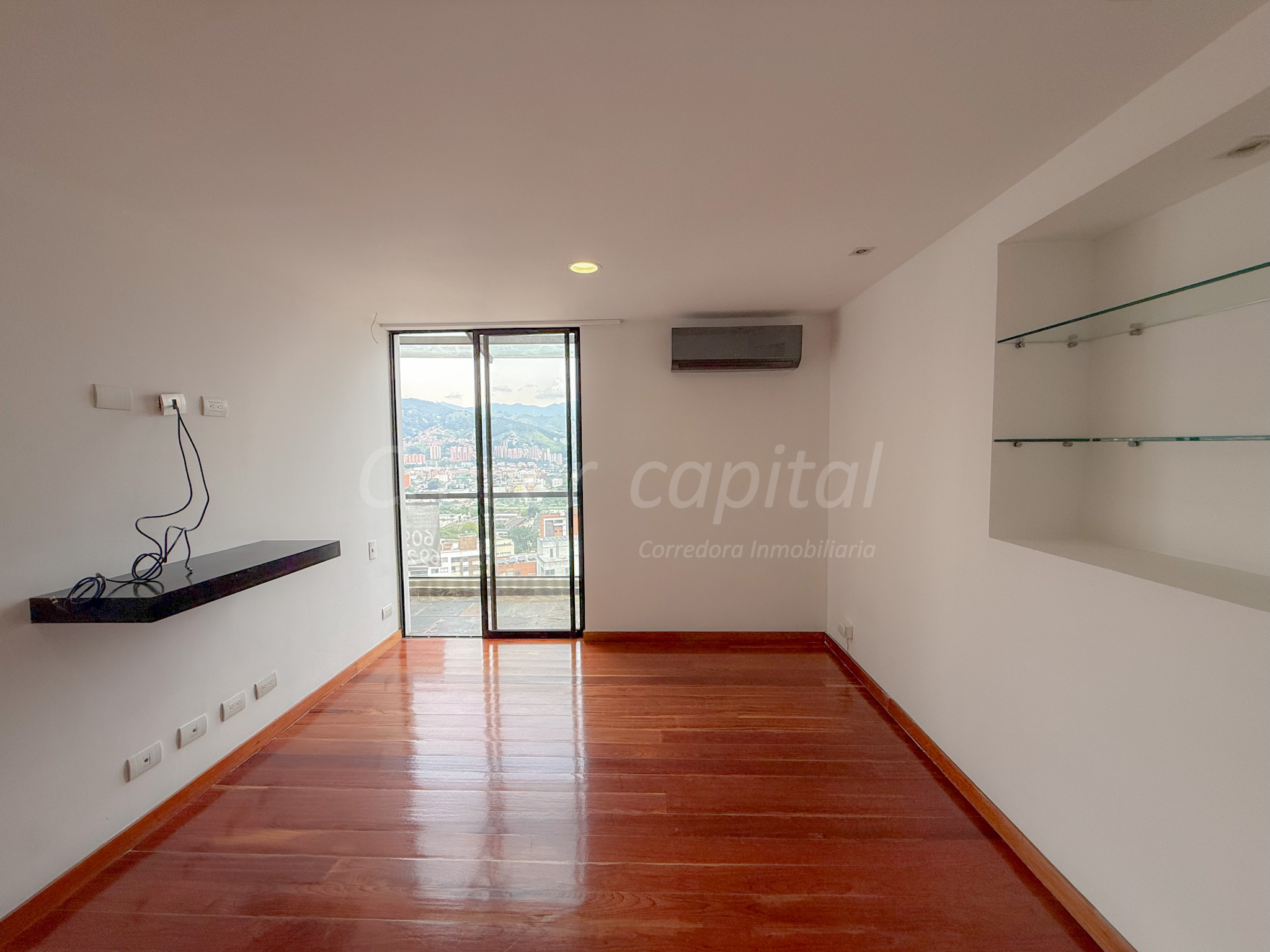 Apartamento en arriendo en Zuñiga, Envigado · foto 9 de 24