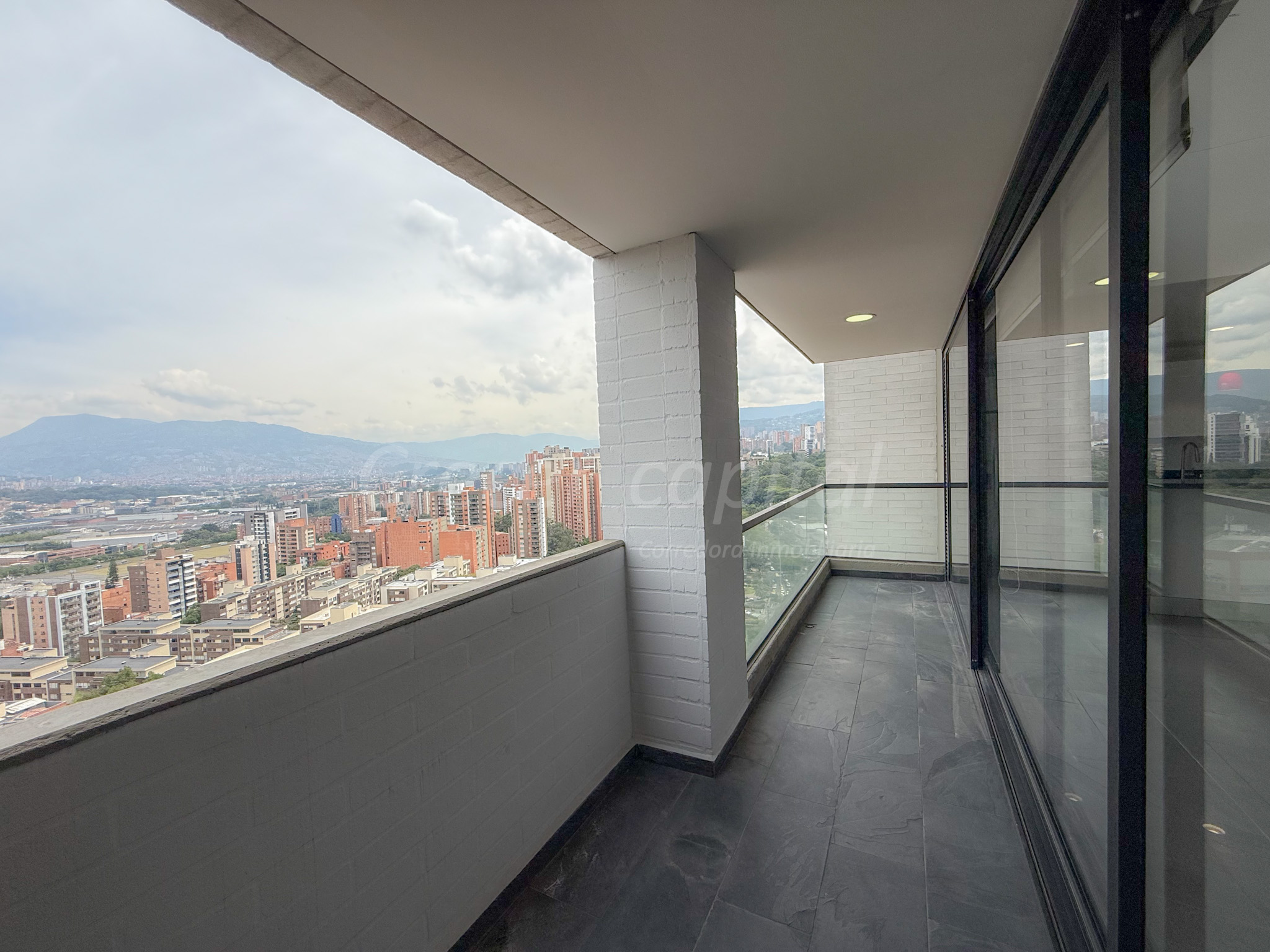 Apartamento en arriendo en Zuñiga, Envigado · foto 14 de 24