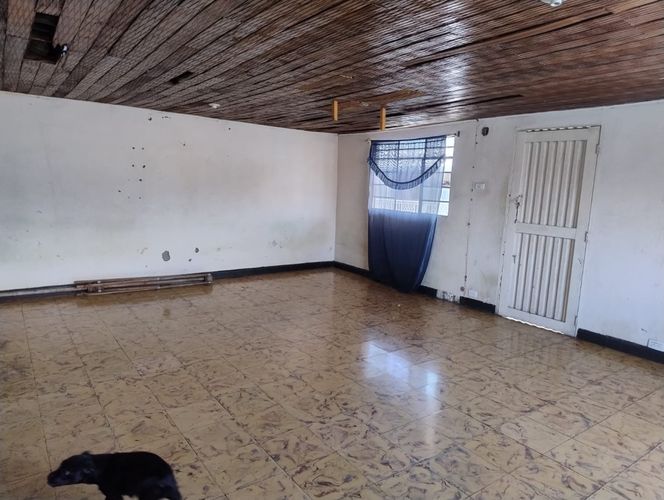 Casa de 12 alcobas en venta en Santa Elena, Cali, 430 m² · foto 5 de 6