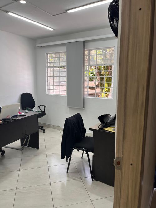 Casa de 4 alcobas en venta en San Francisco, Bucaramanga, 318 m² · foto 4 de 23