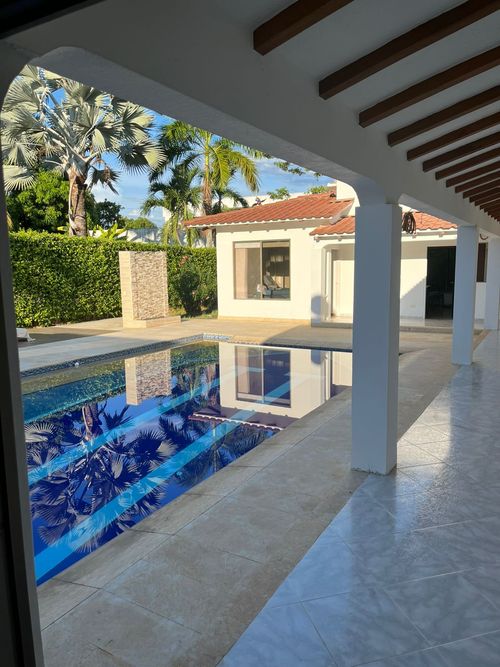 Casa de 5 alcobas en venta en Ricaurte, 245 m² · foto 3 de 20