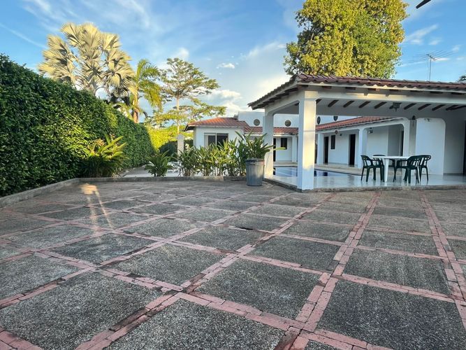 Casa de 5 alcobas en venta en Ricaurte, 245 m² · foto 9 de 20