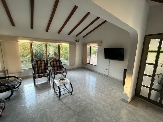 Casa de 5 alcobas en venta en Ricaurte, 245 m² · foto 13 de 20