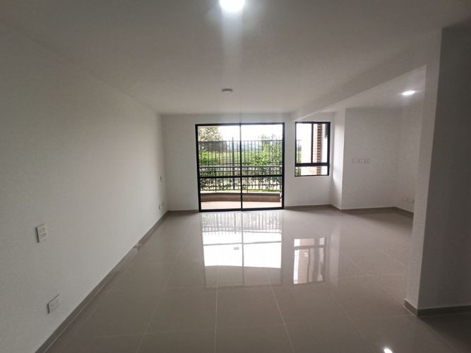 Apartamento de 2 alcobas en venta en Parque Natura, Jamundí, 76 m² · foto 3 de 19