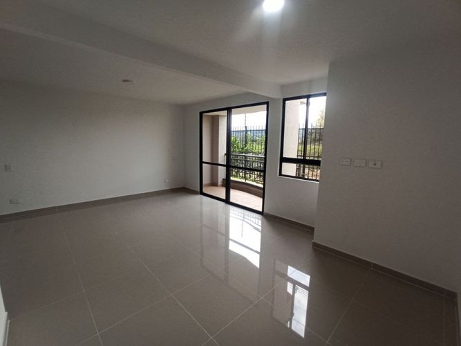 Apartamento de 2 alcobas en venta en Parque Natura, Jamundí, 76 m² · foto 7 de 19
