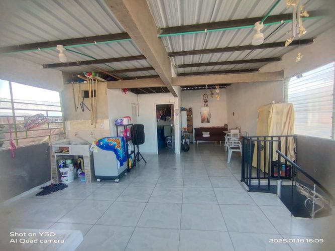 Casa de 7 alcobas en venta en Las Delicias, Cali, 160 m² · foto 11 de 15