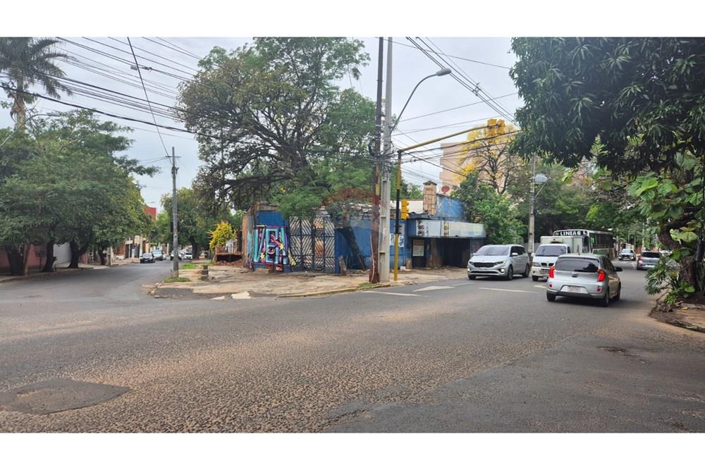 Vendo Terreno Comercial en esquina de 403 m² — foto 3