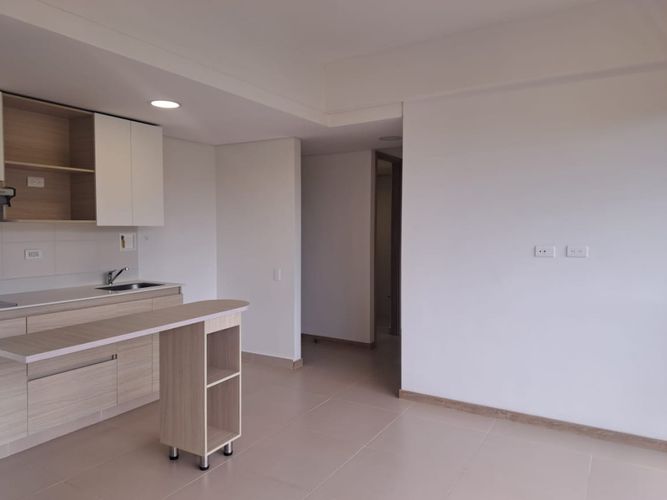 Apartamento de 3 alcobas en venta en El Porvenir, Rionegro, 58 m² · foto 4 de 20