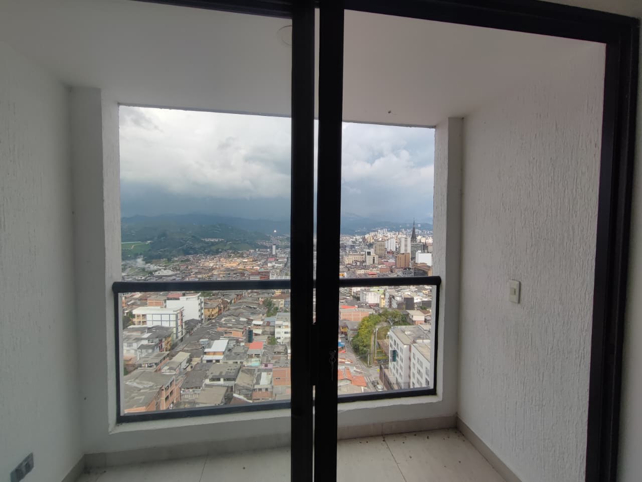 Apartaestudio en venta en Chipre, Manizales · foto 2 de 14