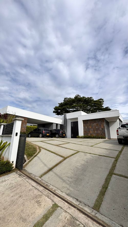 Casa de 4 alcobas en venta en Combia, Pereira, 430 m² · foto 4 de 24