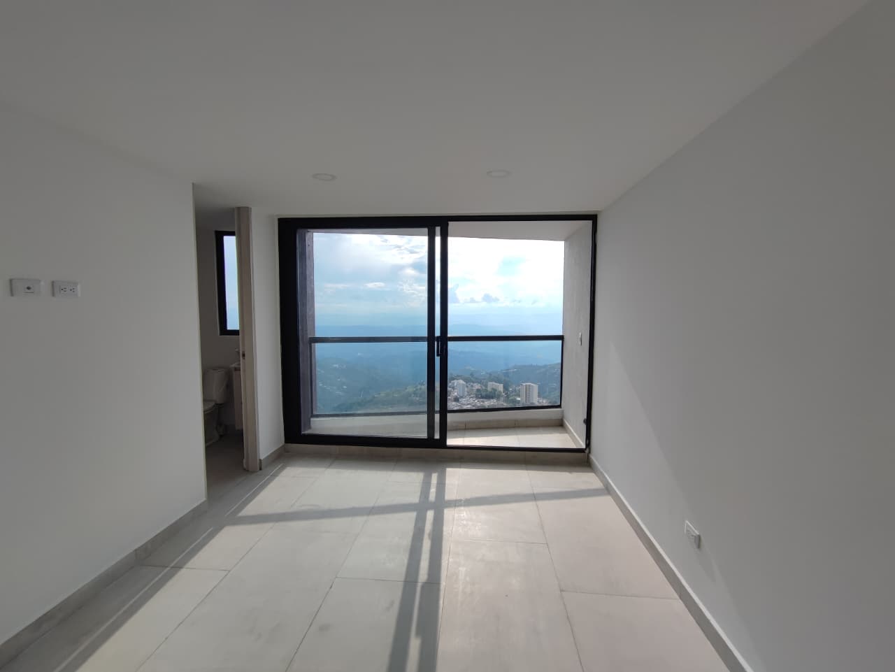 Apartaestudio en venta en Chipre, Manizales · foto 2 de 13