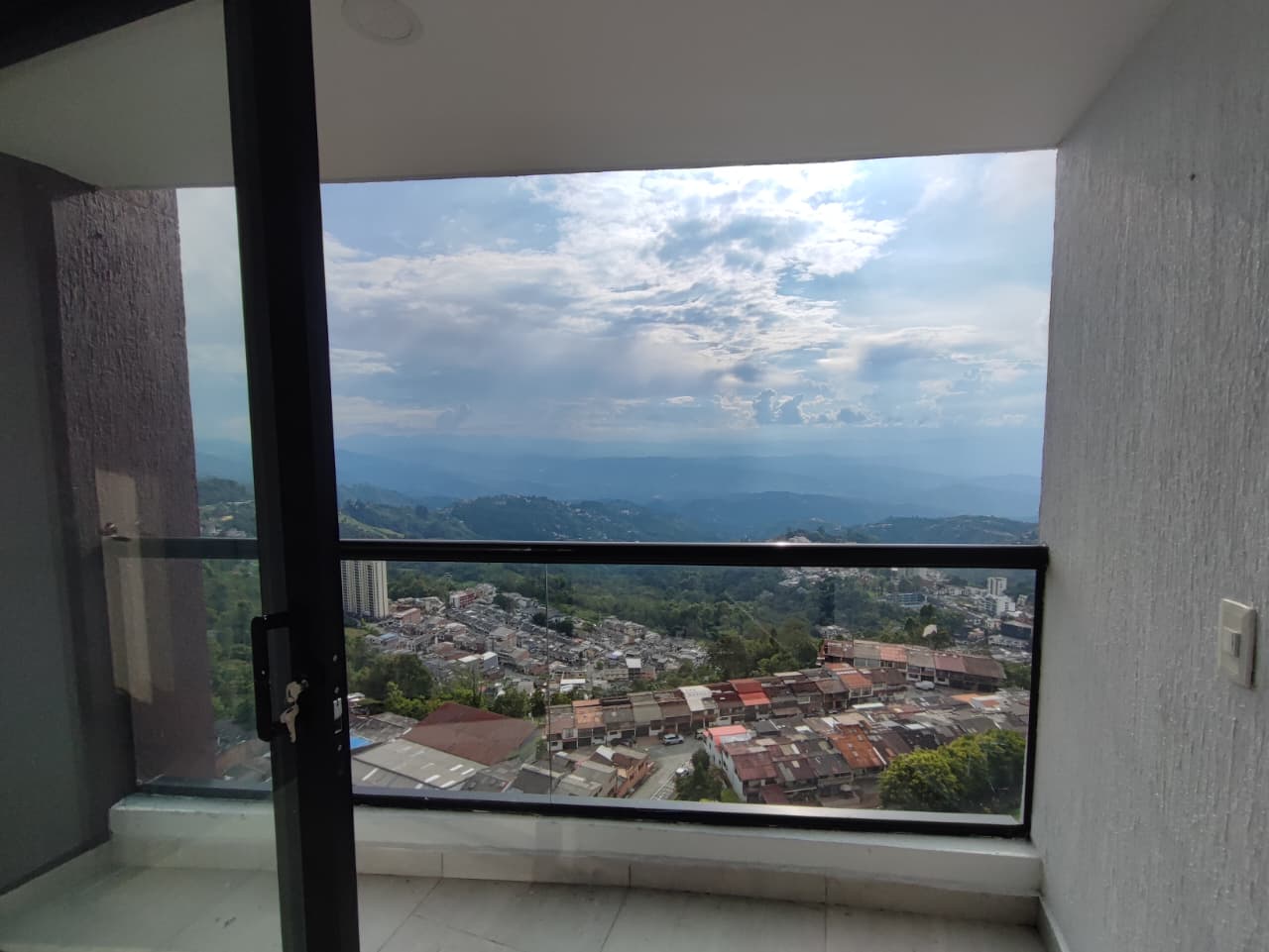Apartaestudio en venta en Chipre, Manizales · foto 4 de 13