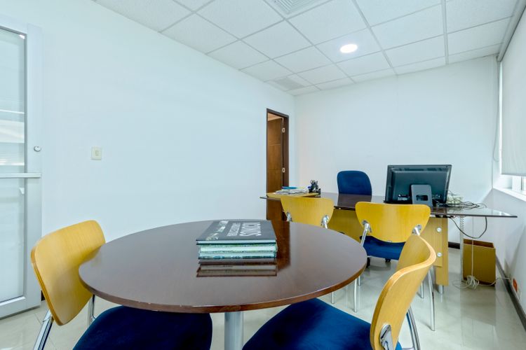 Oficina en venta en Santa Monica, Cali, 117 m² · foto 15 de 23