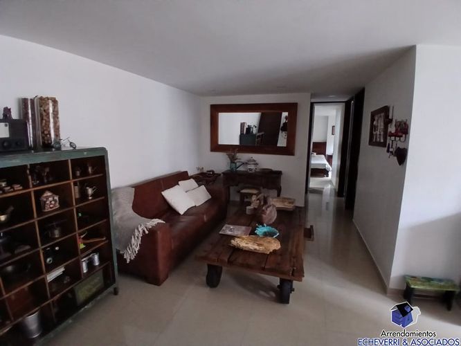 Apartamento de 3 alcobas en venta en La Abadia, Envigado, 81 m² · foto 4 de 12