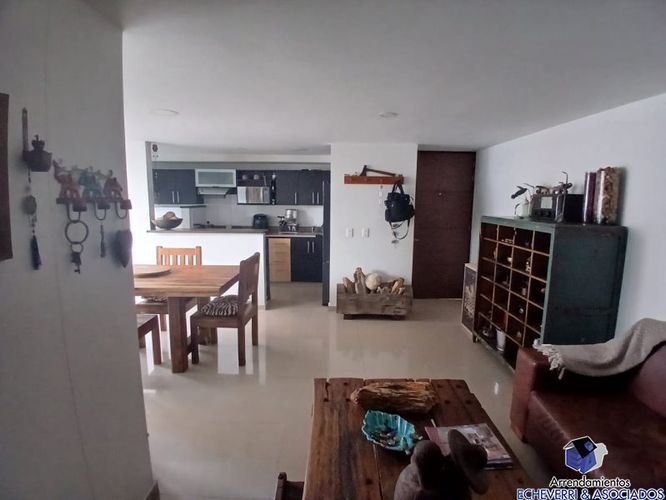 Apartamento de 3 alcobas en venta en La Abadia, Envigado, 81 m² · foto 10 de 12