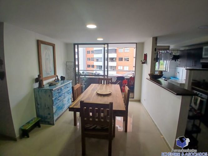 Apartamento de 3 alcobas en venta en La Abadia, Envigado, 81 m² · foto 11 de 12