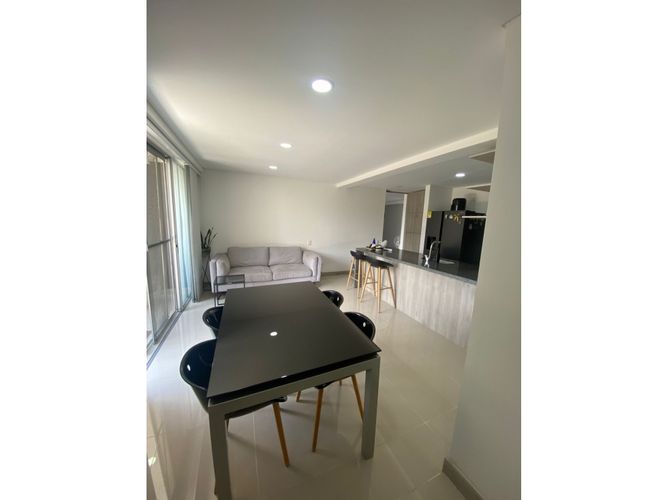 Apartamento de 2 alcobas en venta en Valle Del Lili, Cali, 71 m² · foto 8 de 24