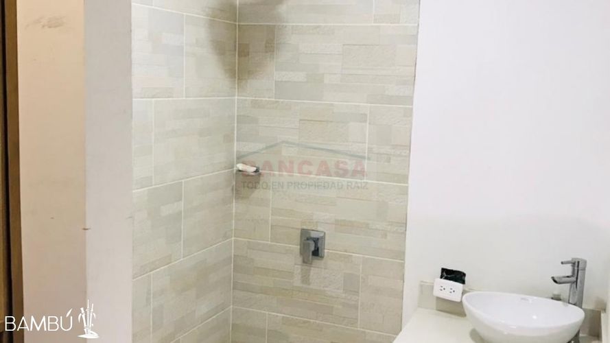 Casa de 4 alcobas en venta en El Porvenir, Rionegro, 300 m² · foto 17 de 18