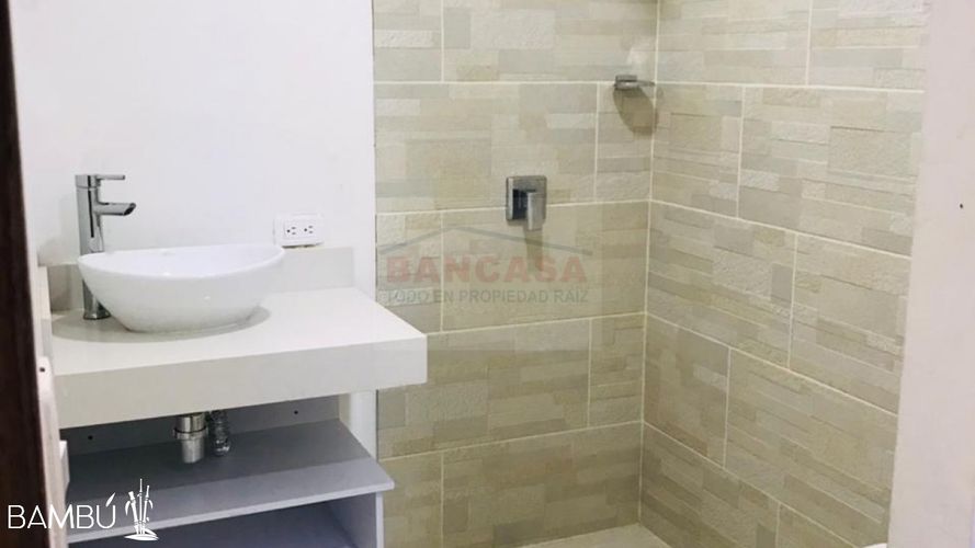 Casa de 4 alcobas en venta en El Porvenir, Rionegro, 300 m² · foto 18 de 18