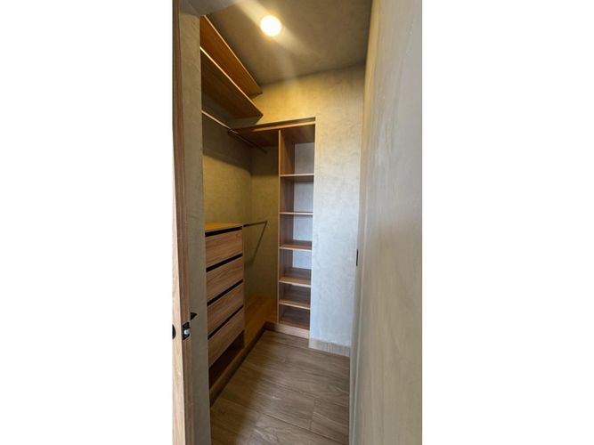 Apartamento de 2 alcobas en venta en Barro Blanco, Rionegro, 69 m² · foto 4 de 9