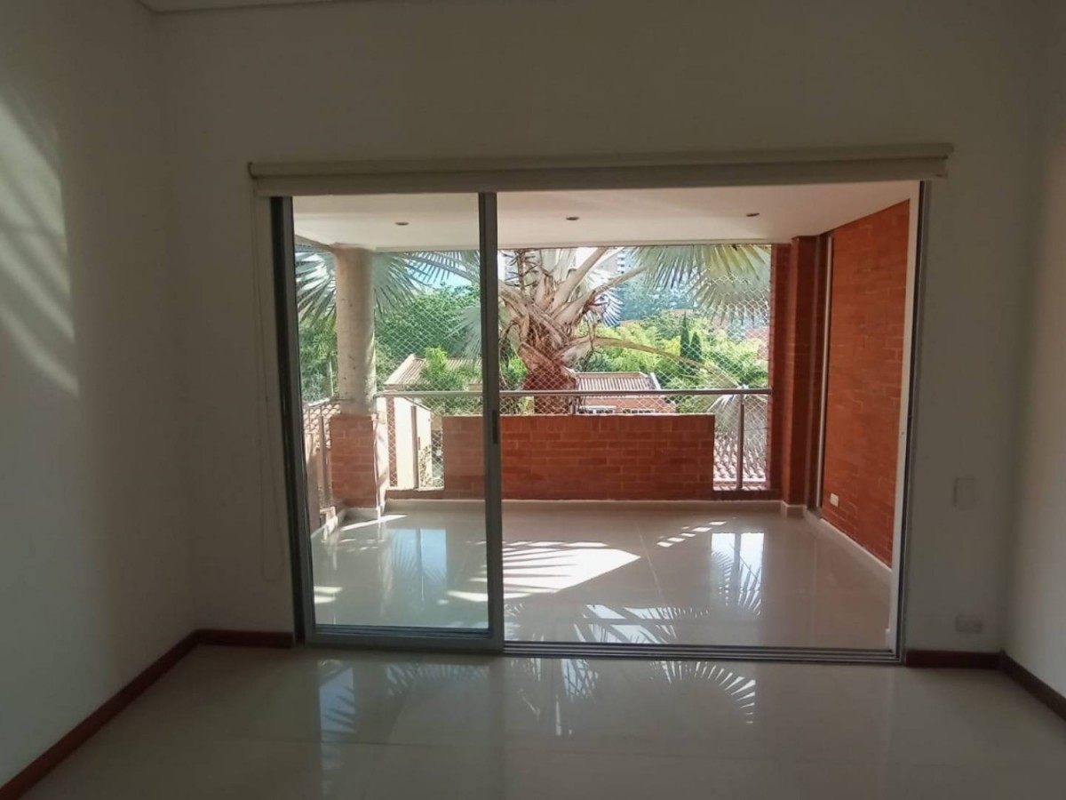 Casa en arriendo en El Poblado, Medellín · foto 12 de 24