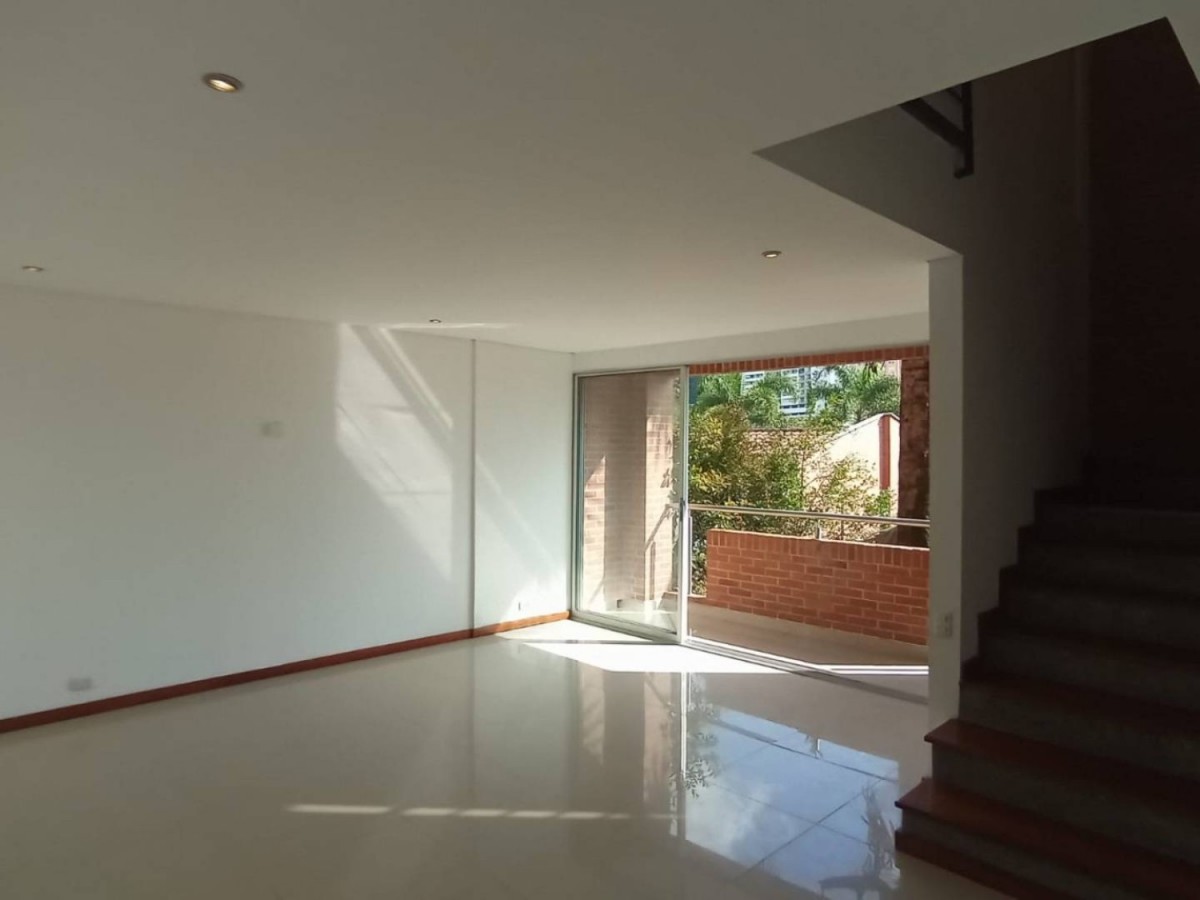 Casa en arriendo en El Poblado, Medellín · foto 15 de 24