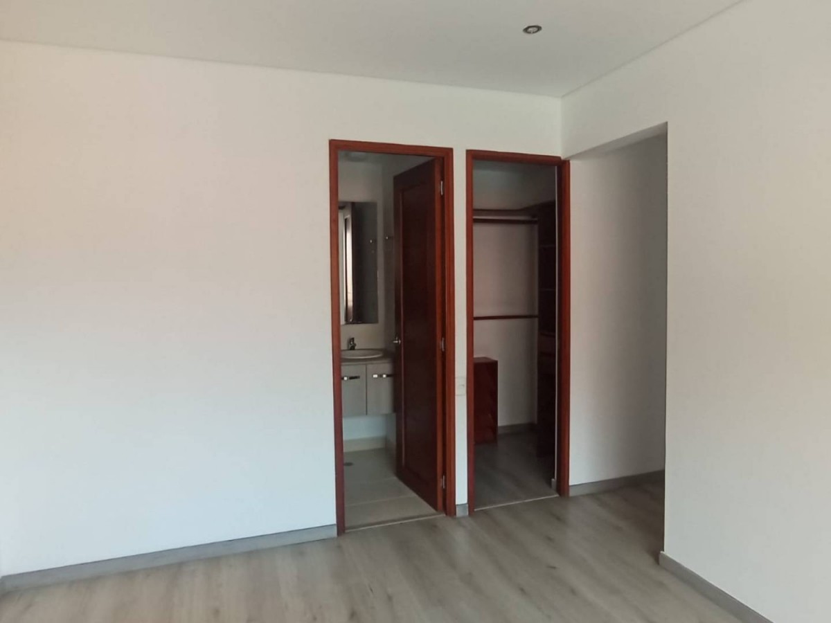 Casa en arriendo en El Poblado, Medellín · foto 18 de 24